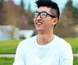 Justin Kroma: YouTuber, Family, Relationship, Career, and Net。